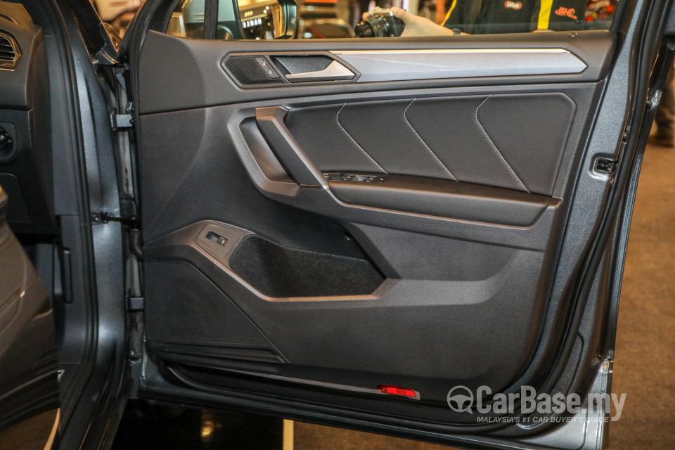 Volkswagen Tiguan Allspace Mk2 (2020) Interior