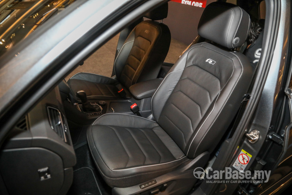 Volkswagen Tiguan Allspace Mk2 (2020) Interior