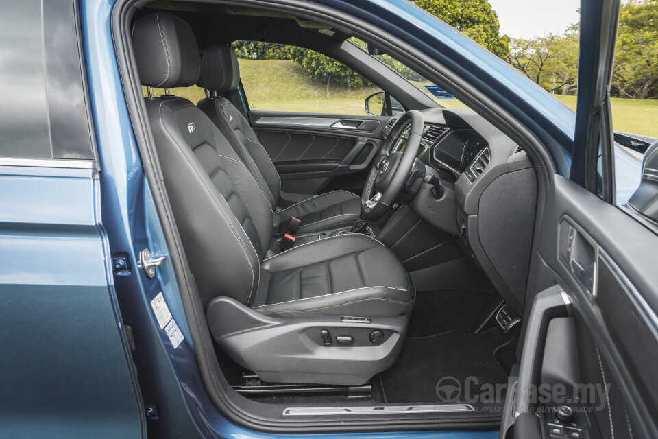 Audi A4 B9 (2016) Interior