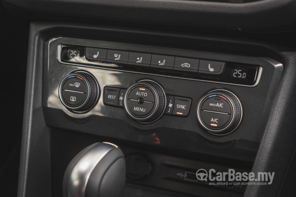 Volkswagen Tiguan Allspace Mk2 (2020) Interior