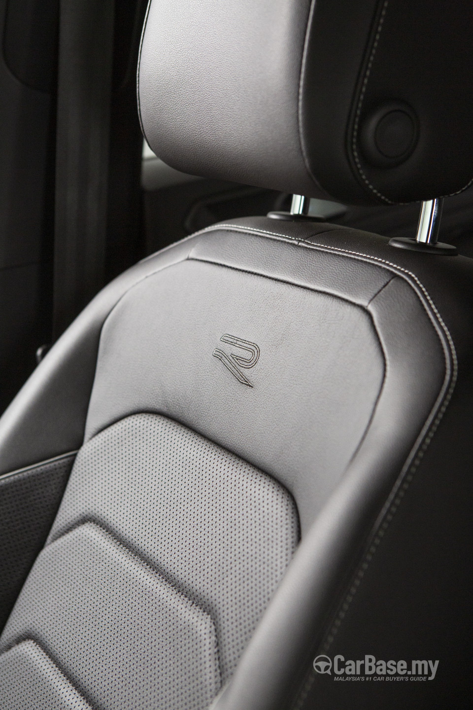 Volkswagen Tiguan Allspace Mk2 Facelift (2022) Interior