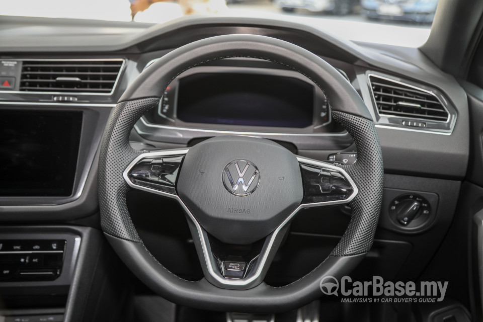Volkswagen Tiguan Allspace Mk2 Facelift (2022) Interior