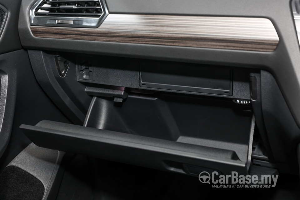 Volkswagen Tiguan Allspace Mk2 Facelift (2022) Interior