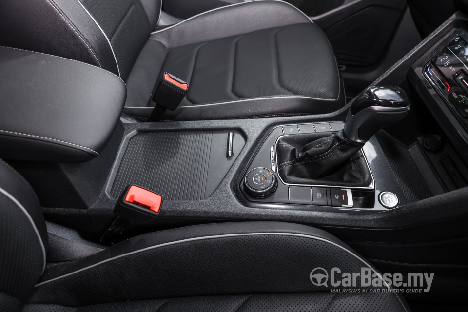 Volkswagen Tiguan Allspace Mk2 Facelift (2022) Interior