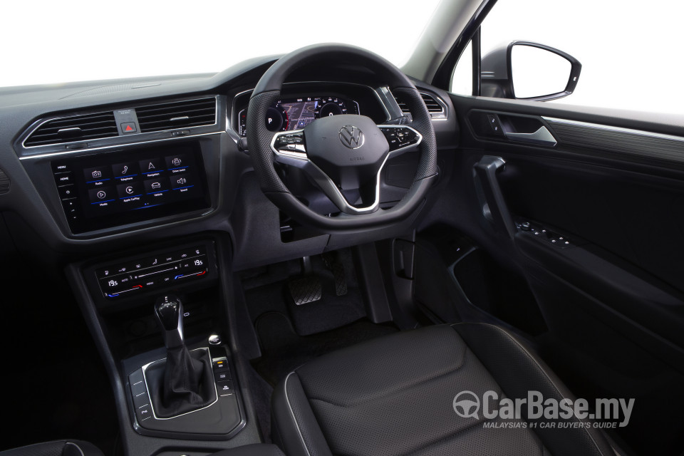 Volkswagen Tiguan Allspace Mk2 Facelift (2022) Interior