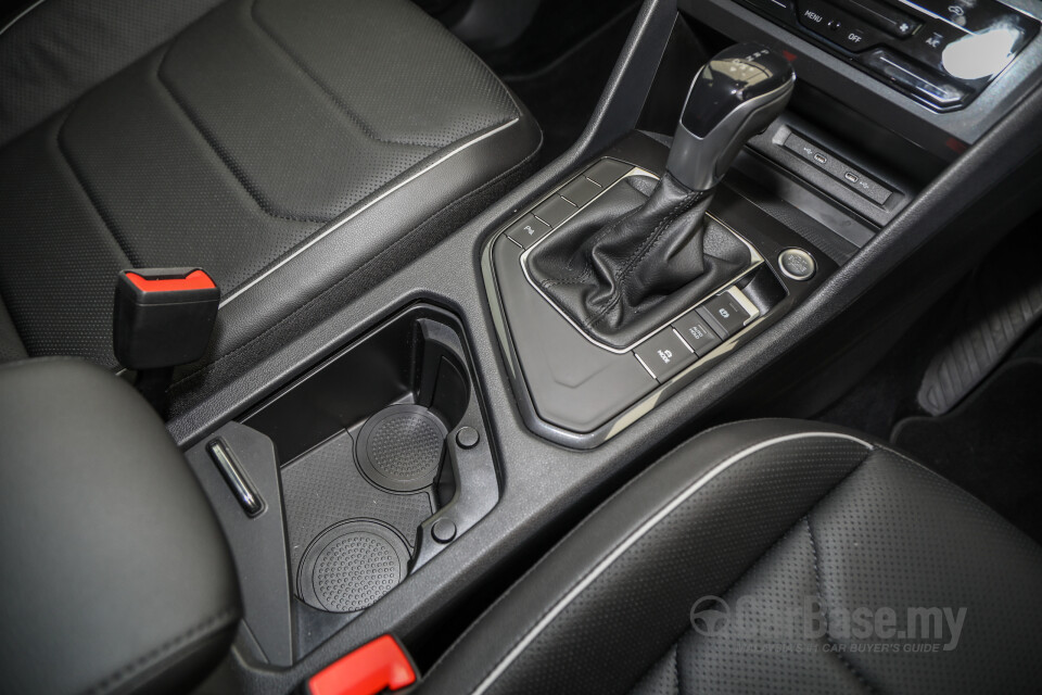 Volkswagen Tiguan Allspace Mk2 Facelift (2022) Interior