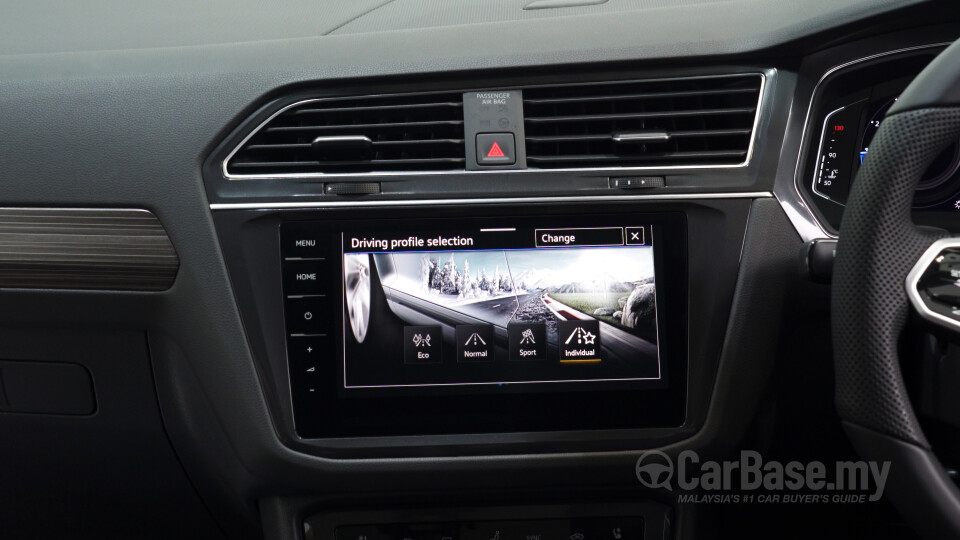 Volkswagen Tiguan Allspace Mk2 Facelift (2022) Interior