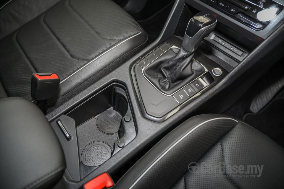 Volkswagen Tiguan Allspace Mk2 Facelift (2022) Interior