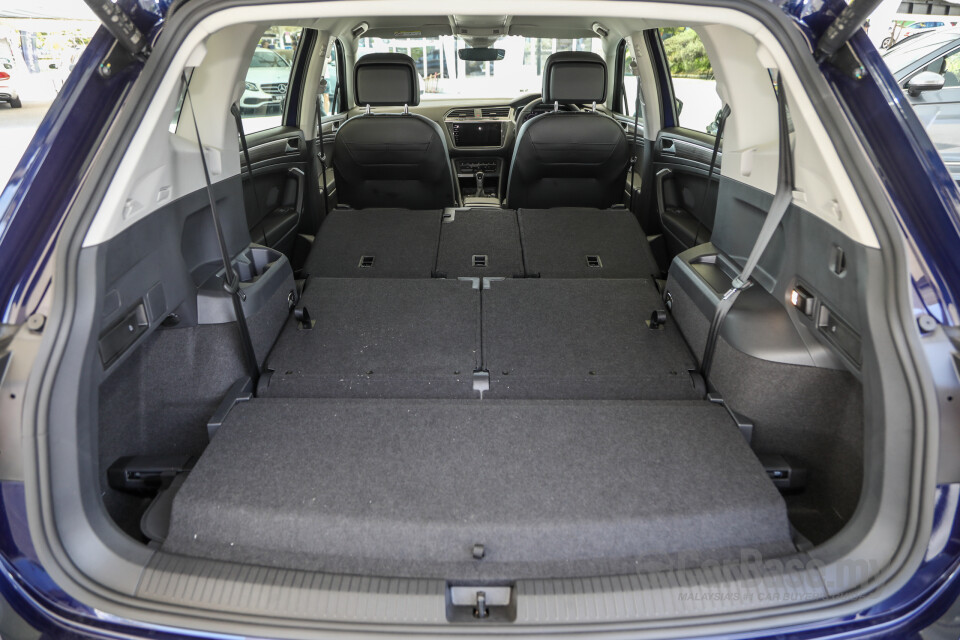 Volkswagen Tiguan Allspace Mk2 Facelift (2022) Interior