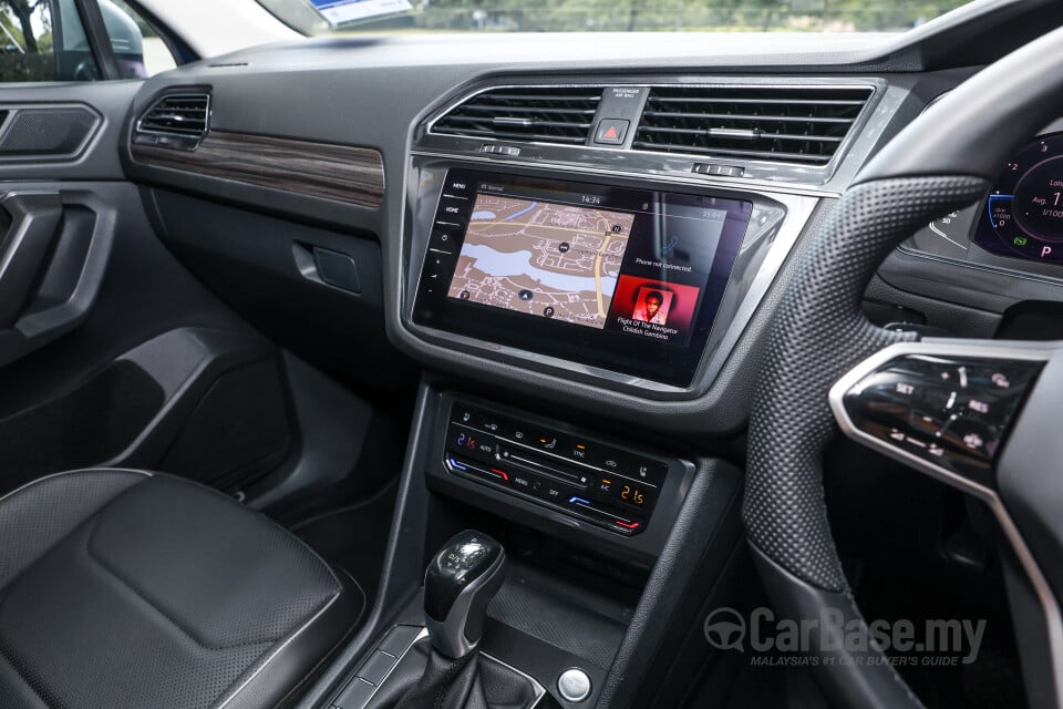 Volkswagen Tiguan Allspace Mk2 Facelift (2022) Interior