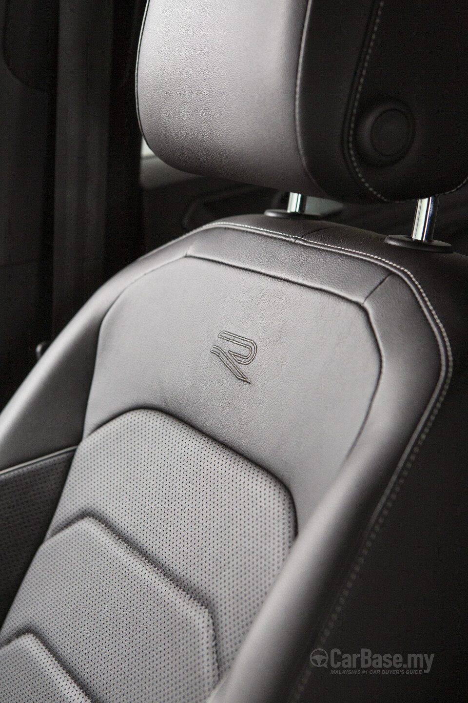 Volkswagen Tiguan Allspace Mk2 Facelift (2022) Interior