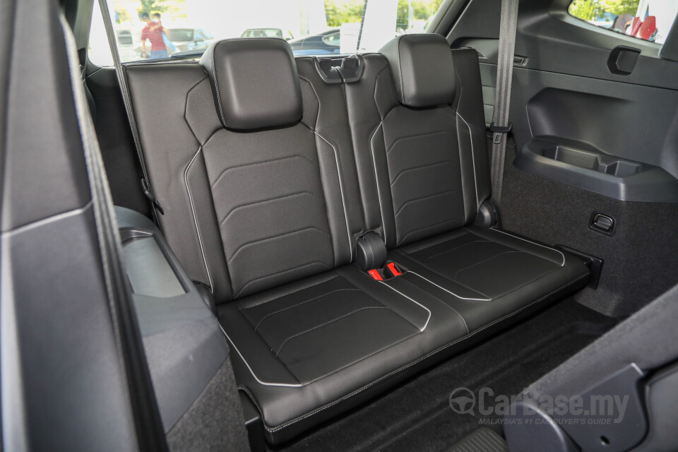 Volkswagen Tiguan Allspace Mk2 Facelift (2022) Interior