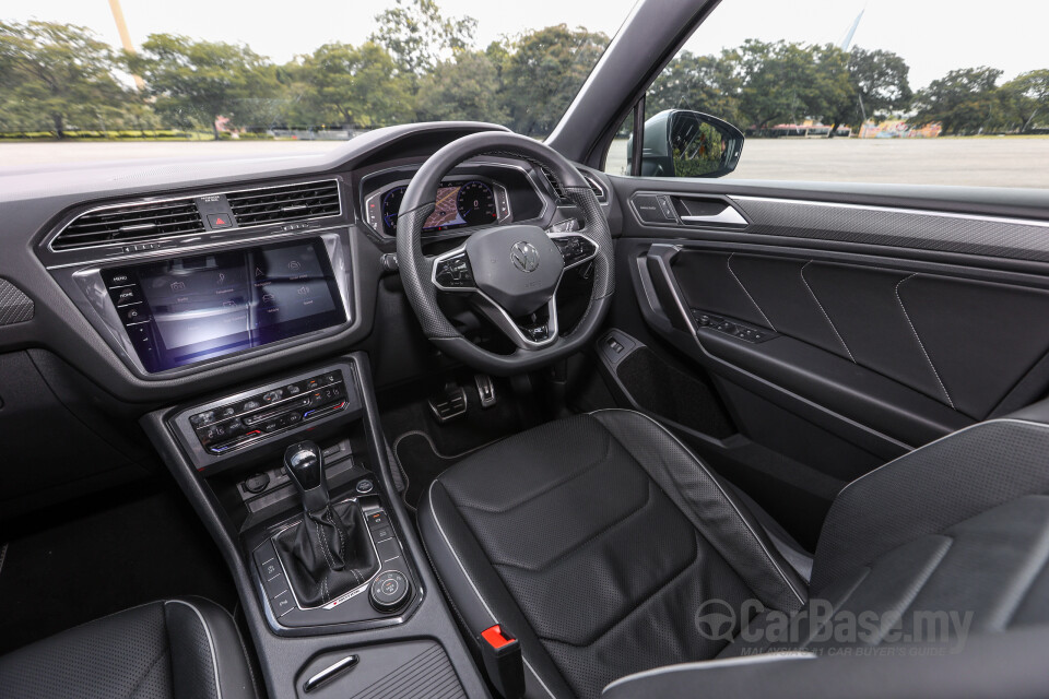 Volkswagen Tiguan Allspace Mk2 Facelift (2022) Interior