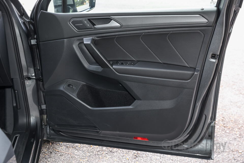 Volkswagen Tiguan Allspace Mk2 Facelift (2022) Interior