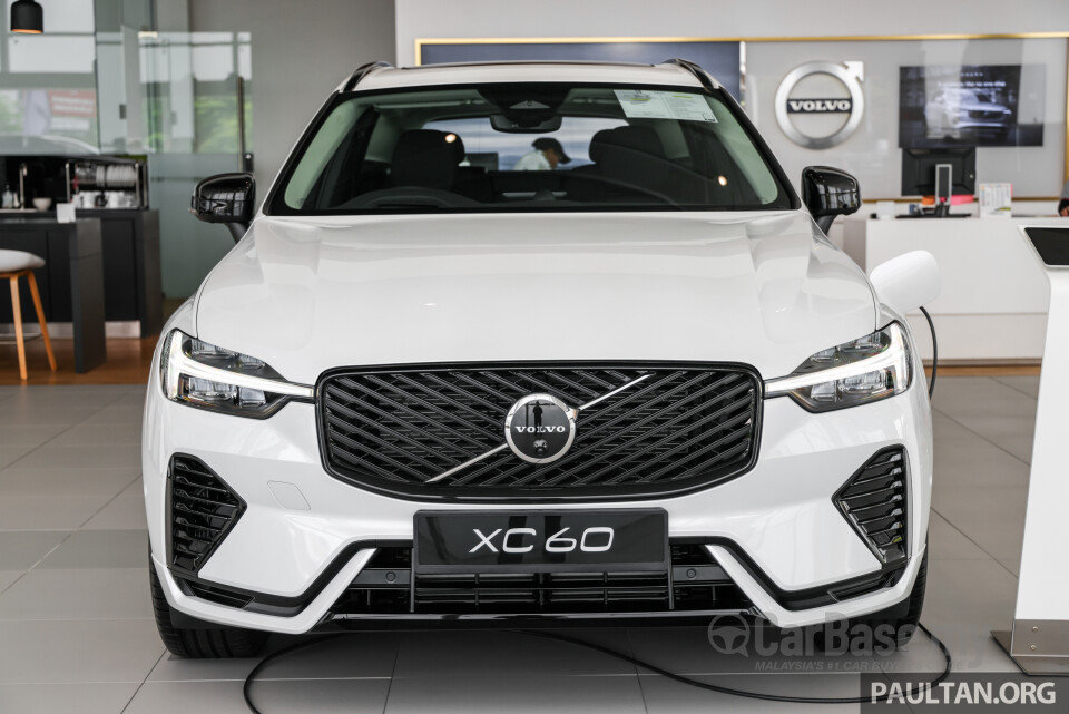 Volvo XC60 Mk2 Facelift 2 (2025) Exterior