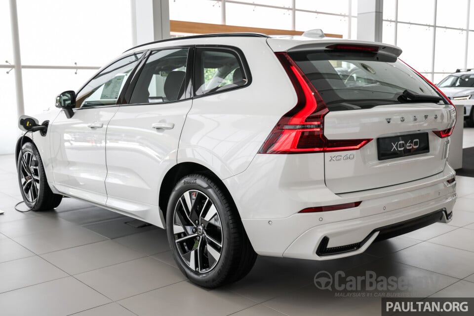 Volvo XC60 Mk2 Facelift 2 (2025) Exterior