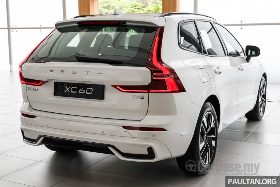 Volvo XC60 Mk2 Facelift 2 (2025) Exterior
