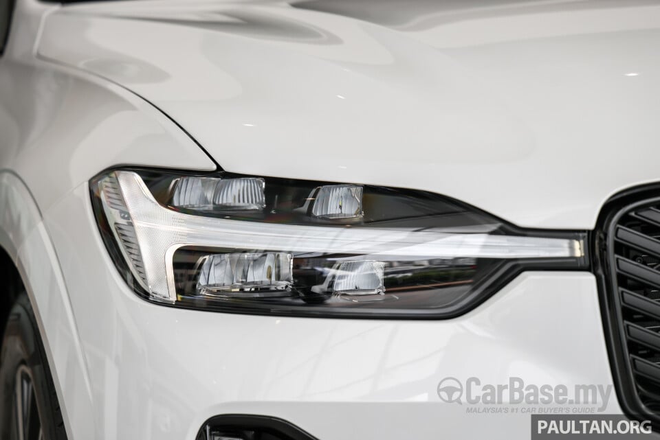 Volvo XC60 Mk2 Facelift 2 (2025) Exterior