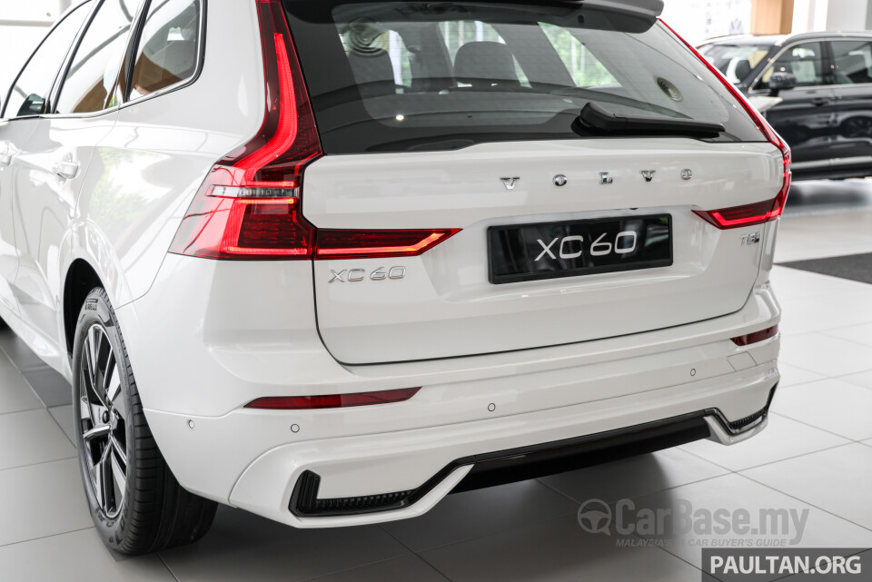 Volvo XC60 Mk2 Facelift 2 (2025) Exterior