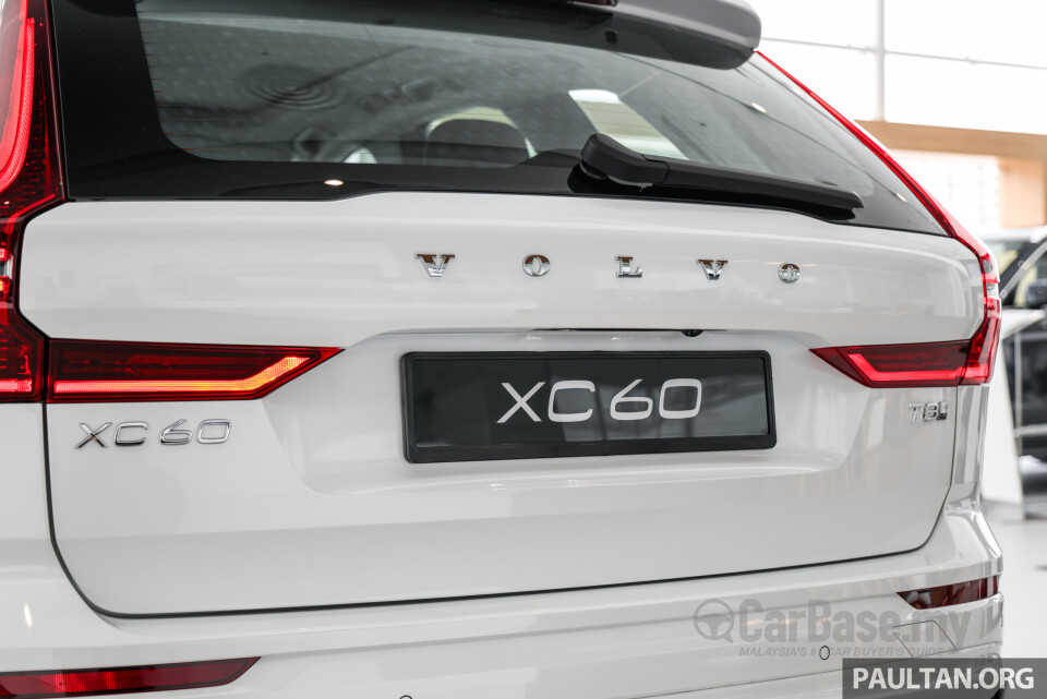 Volvo XC60 Mk2 Facelift 2 (2025) Exterior