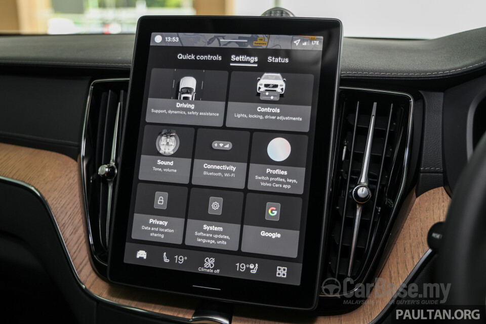 Volvo XC60 Mk2 Facelift 2 (2025) Interior