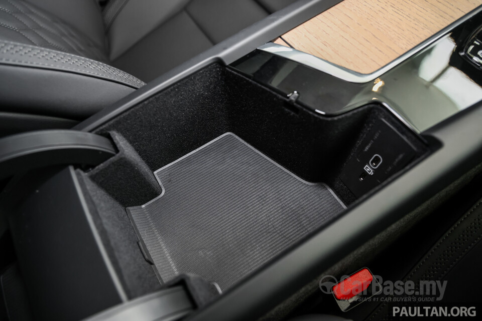 Volvo XC60 Mk2 Facelift 2 (2025) Interior