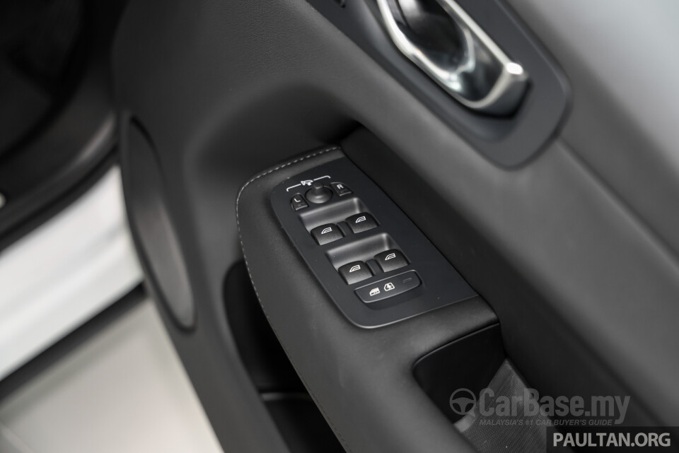 Volvo XC60 Mk2 Facelift 2 (2025) Interior
