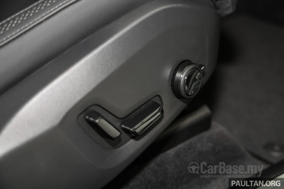 Volvo XC60 Mk2 Facelift 2 (2025) Interior