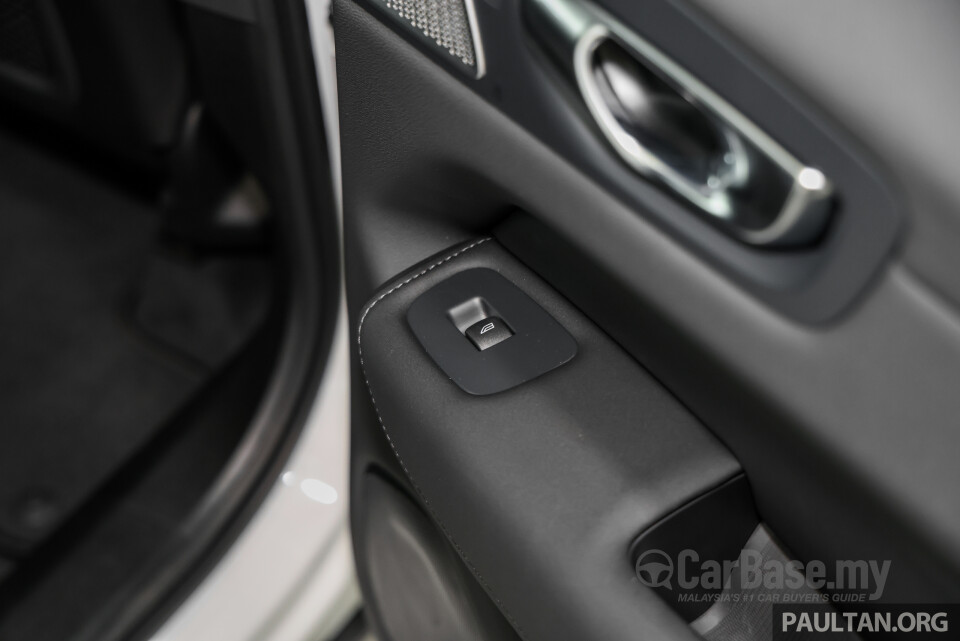 Volvo XC60 Mk2 Facelift 2 (2025) Interior