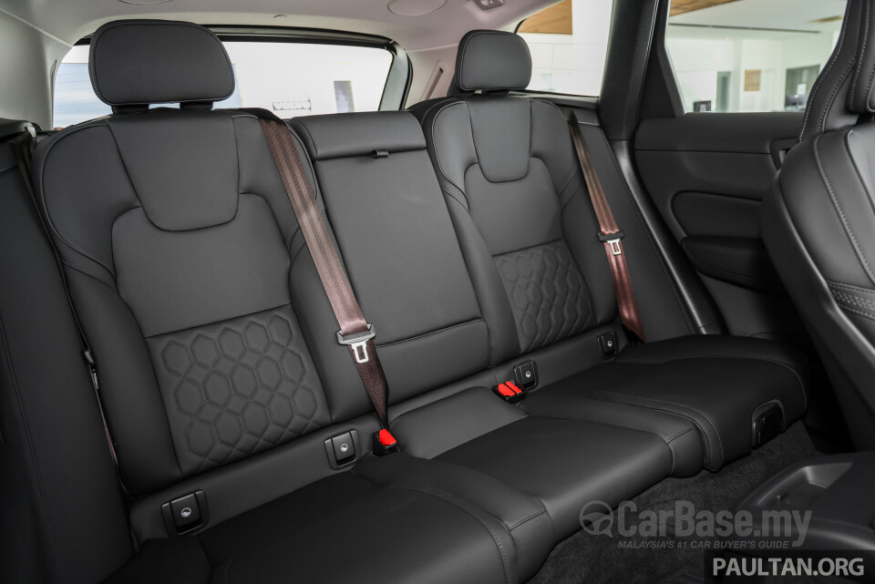 Volvo XC60 Mk2 Facelift 2 (2025) Interior