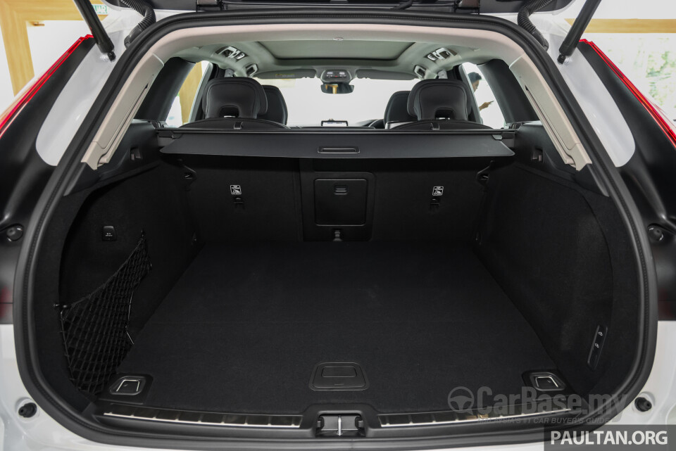 Volvo XC60 Mk2 Facelift 2 (2025) Interior