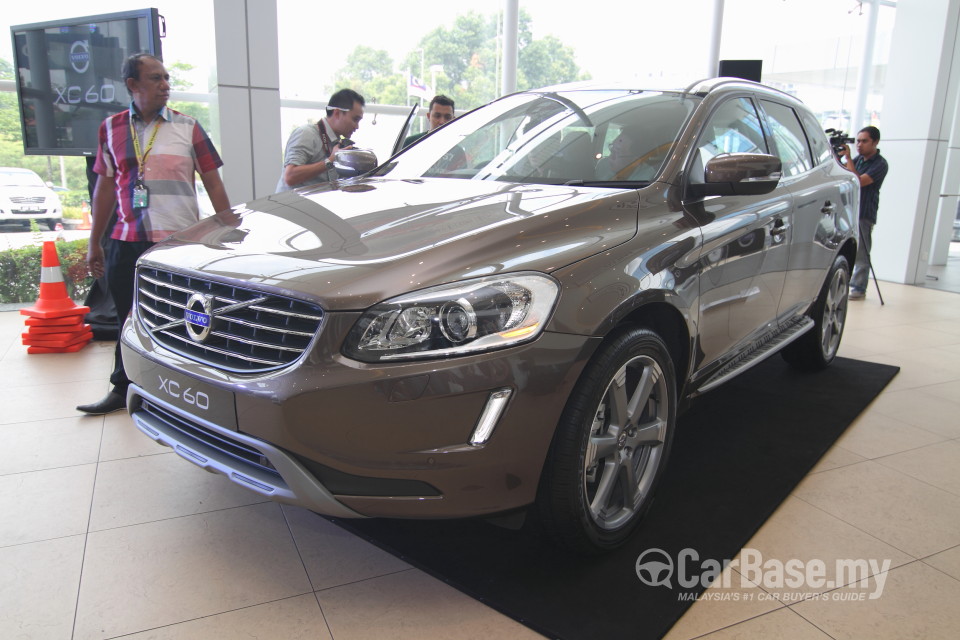 Volvo XC60 Mk1 Facelift (2014) Exterior