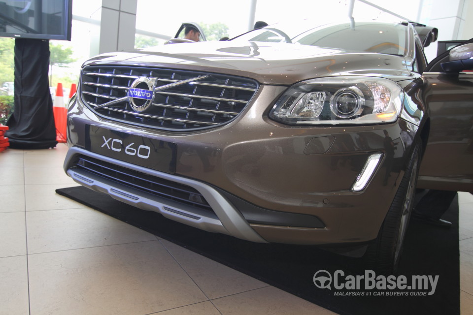 Volvo XC60 Mk1 Facelift (2014) Exterior