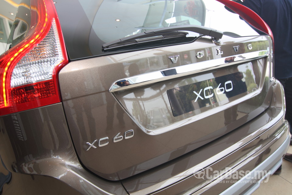 Volvo XC60 Mk1 Facelift (2014) Exterior