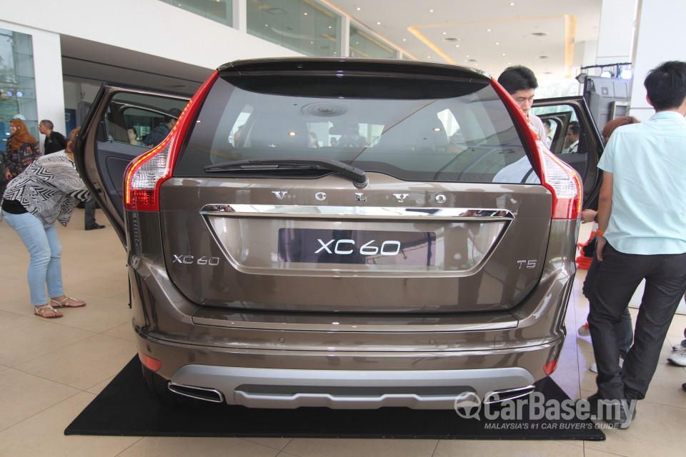 Volvo XC60 Mk1 Facelift (2014) Exterior