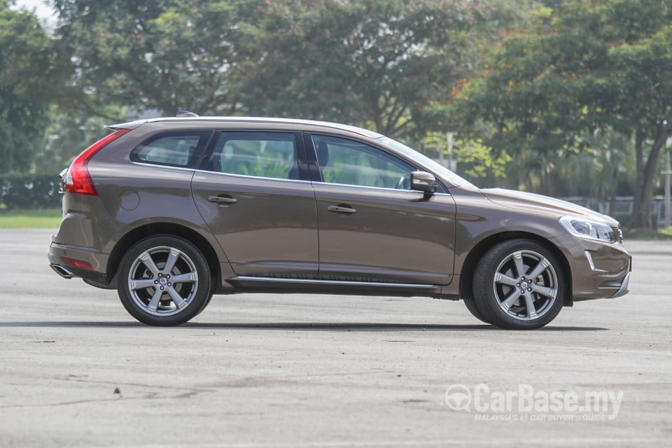 Volvo XC60 Mk1 Facelift (2014) Exterior