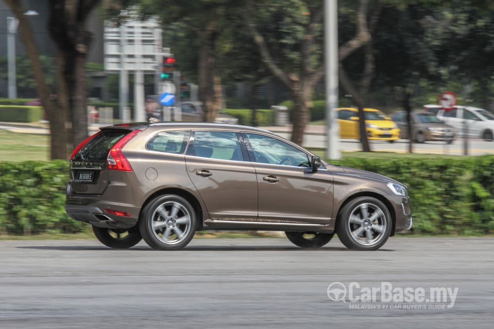 Volvo XC60 Mk1 Facelift (2014) Exterior