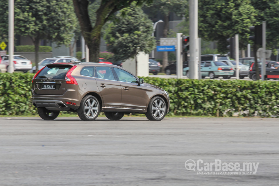Volvo XC60 Mk1 Facelift (2014) Exterior
