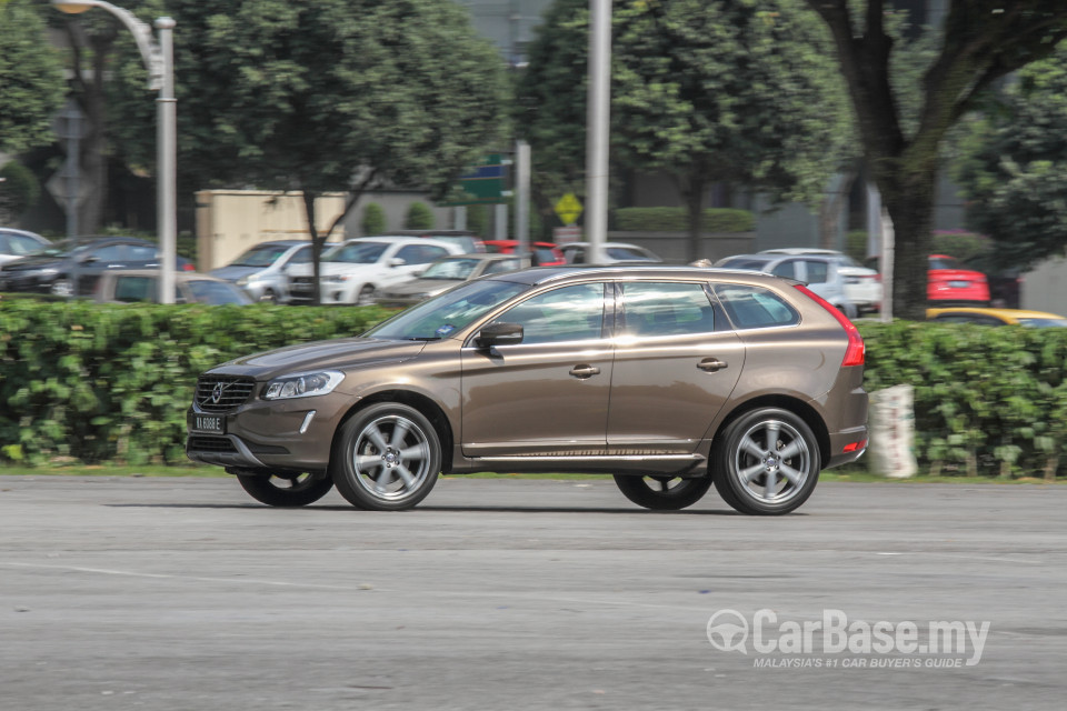 Volvo XC60 Mk1 Facelift (2014) Exterior