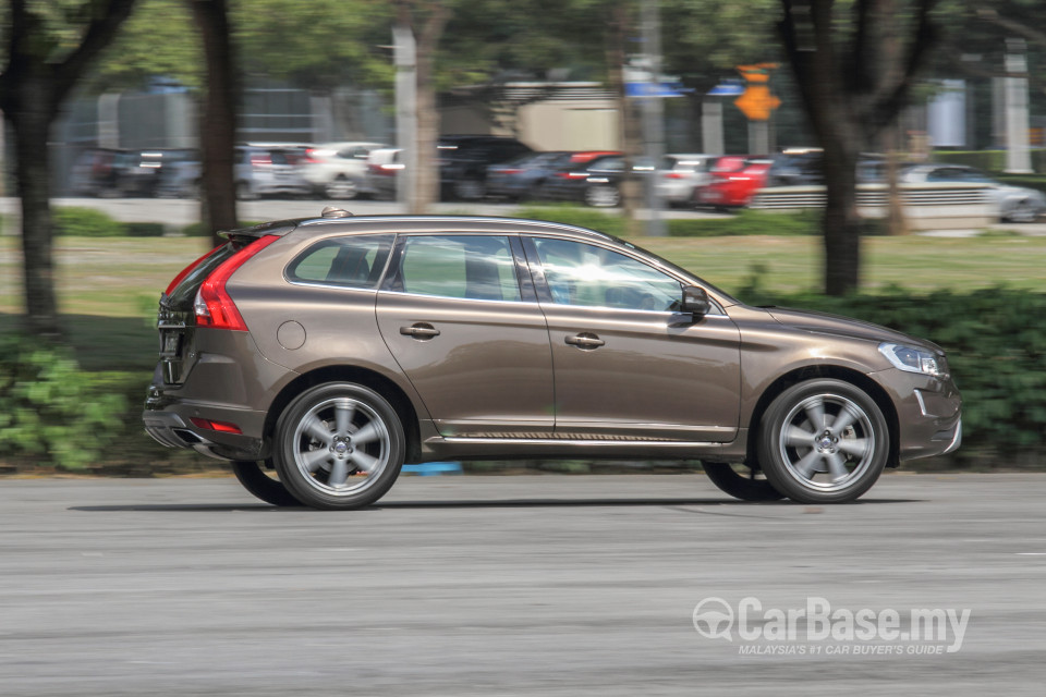 Volvo XC60 Mk1 Facelift (2014) Exterior