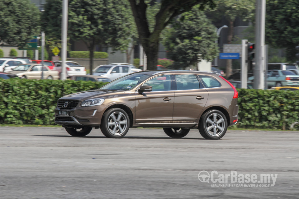 Volvo XC60 Mk1 Facelift (2014) Exterior