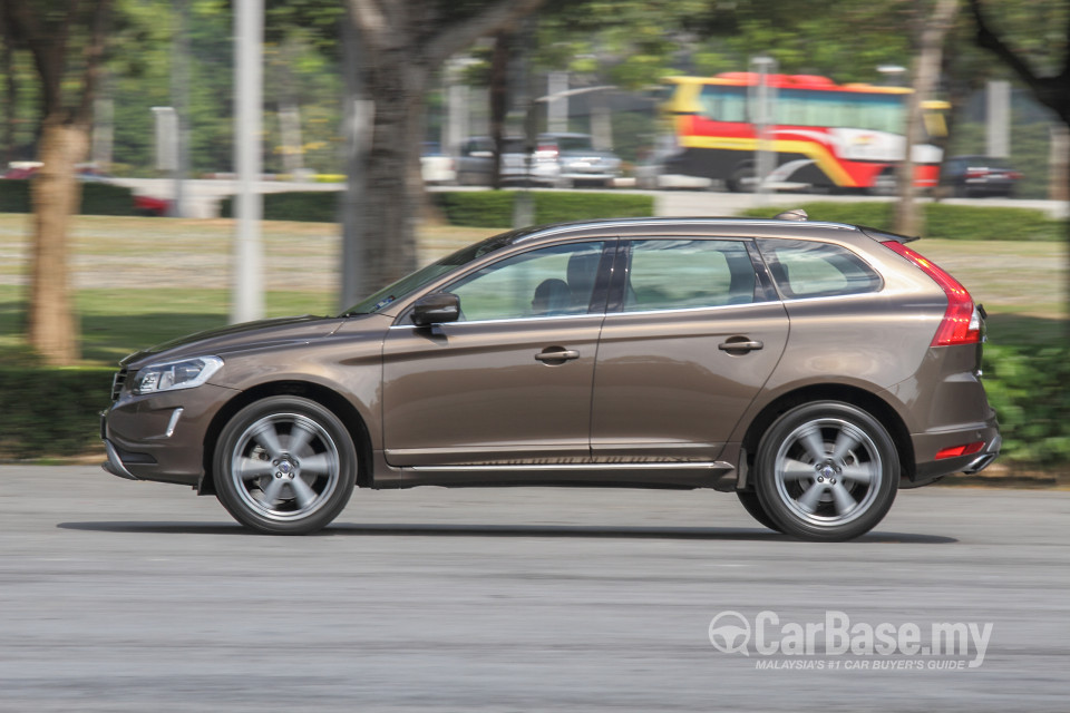 Volvo XC60 Mk1 Facelift (2014) Exterior