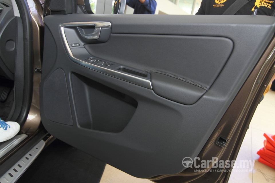 Volvo XC60 Mk1 Facelift (2014) Interior