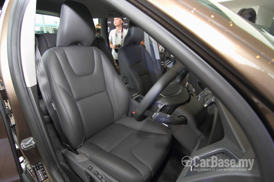 Volvo XC60 Mk1 Facelift (2014) Interior