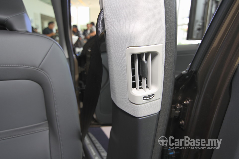 Volvo XC60 Mk1 Facelift (2014) Interior