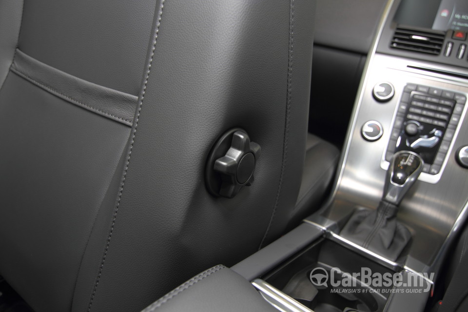 Volvo XC60 Mk1 Facelift (2014) Interior