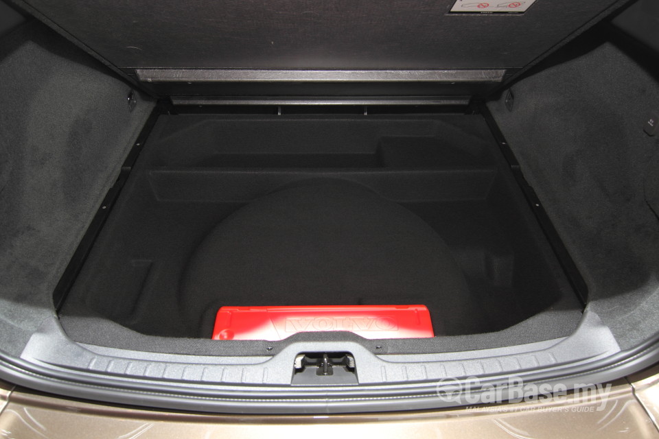 Volvo XC60 Mk1 Facelift (2014) Interior
