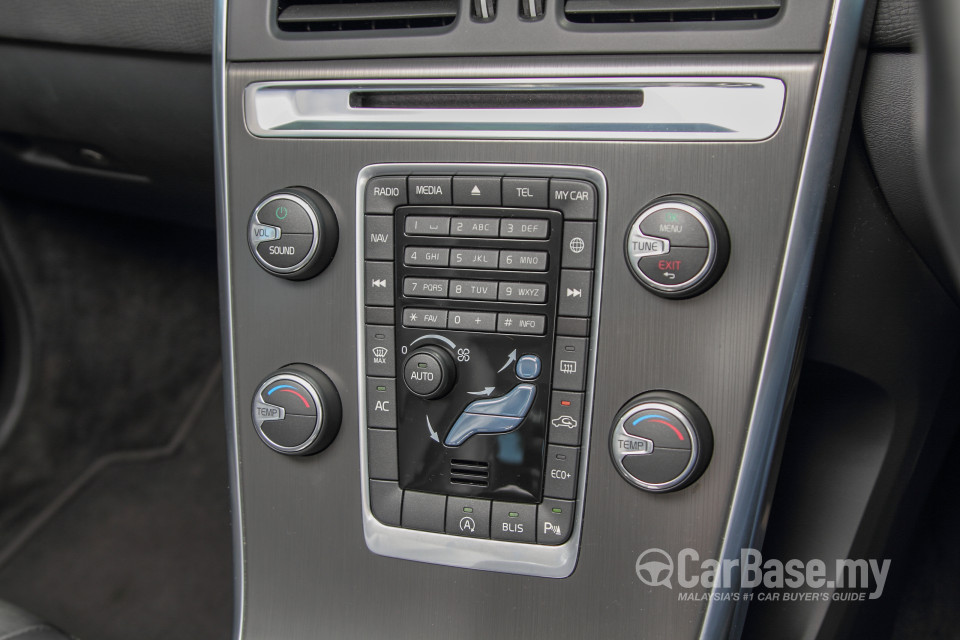 Volvo XC60 Mk1 Facelift (2014) Interior