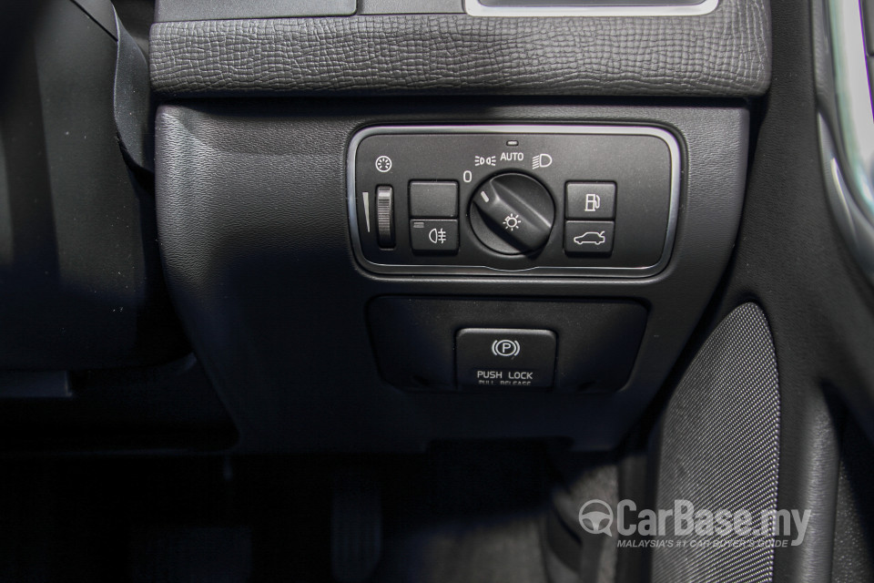 Volvo XC60 Mk1 Facelift (2014) Interior