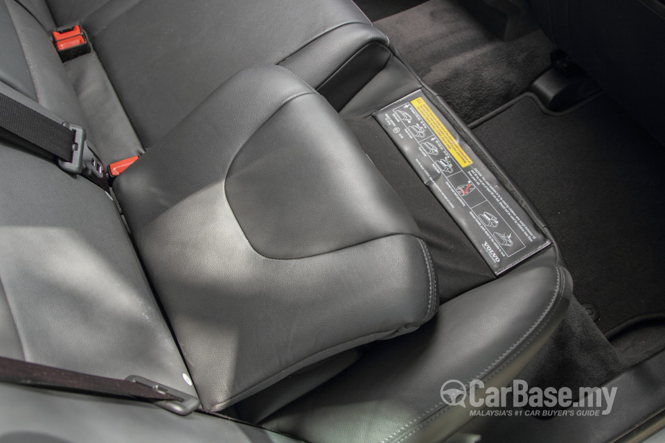 Volvo XC60 Mk1 Facelift (2014) Interior